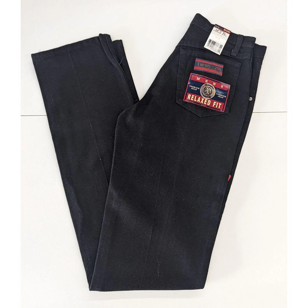 Garage Sale Wrangler Men's Twenty X Relaxed Fit Jean - Image 2