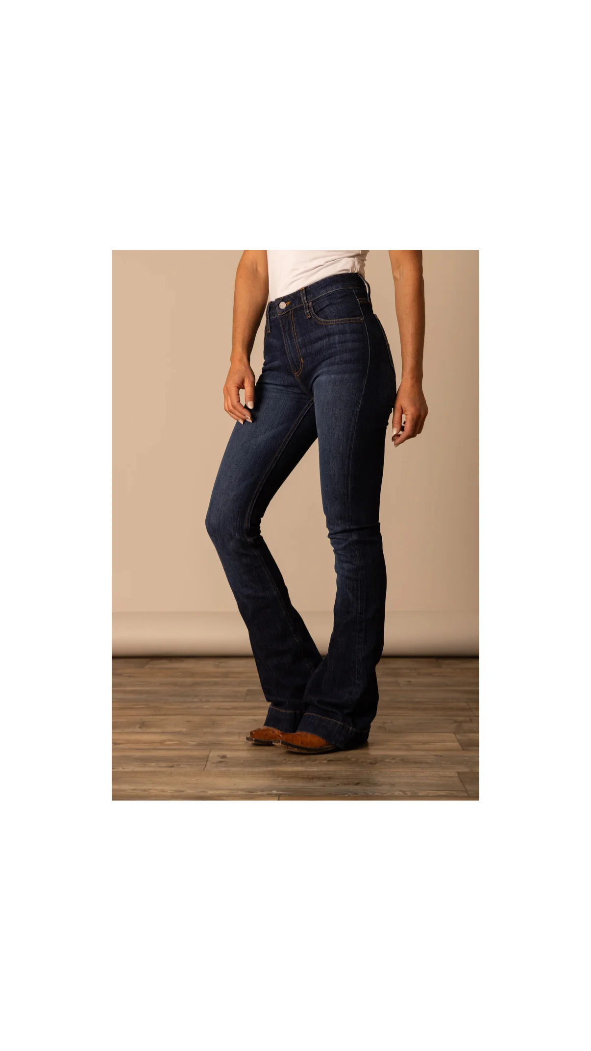 Kimes Ranch Women's Jeans Wide Flare Jennifer Dark Wash - Image 5
