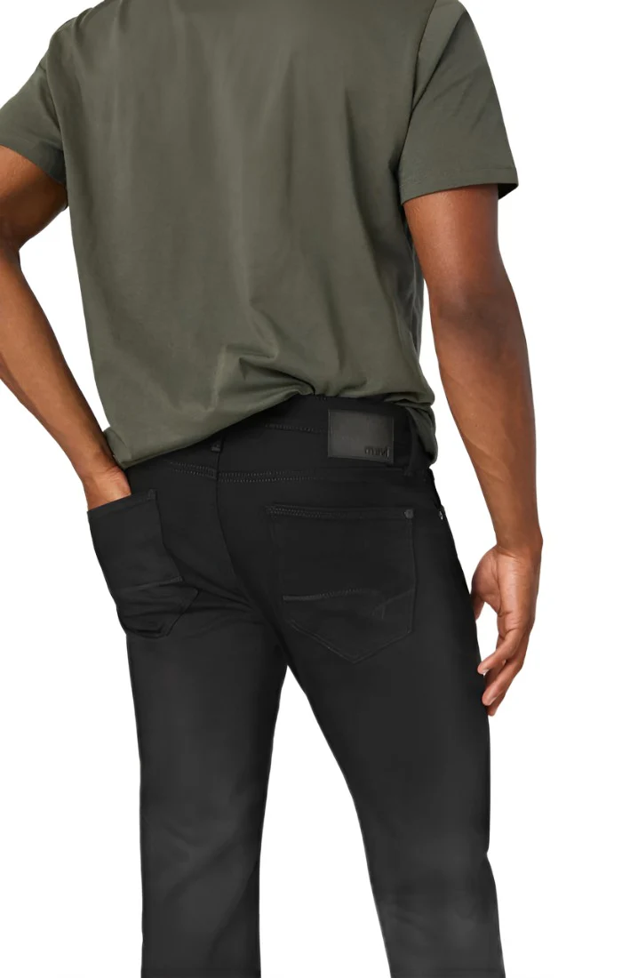Mavi Men's Zach Jeans In Black Straight Leg - Image 4