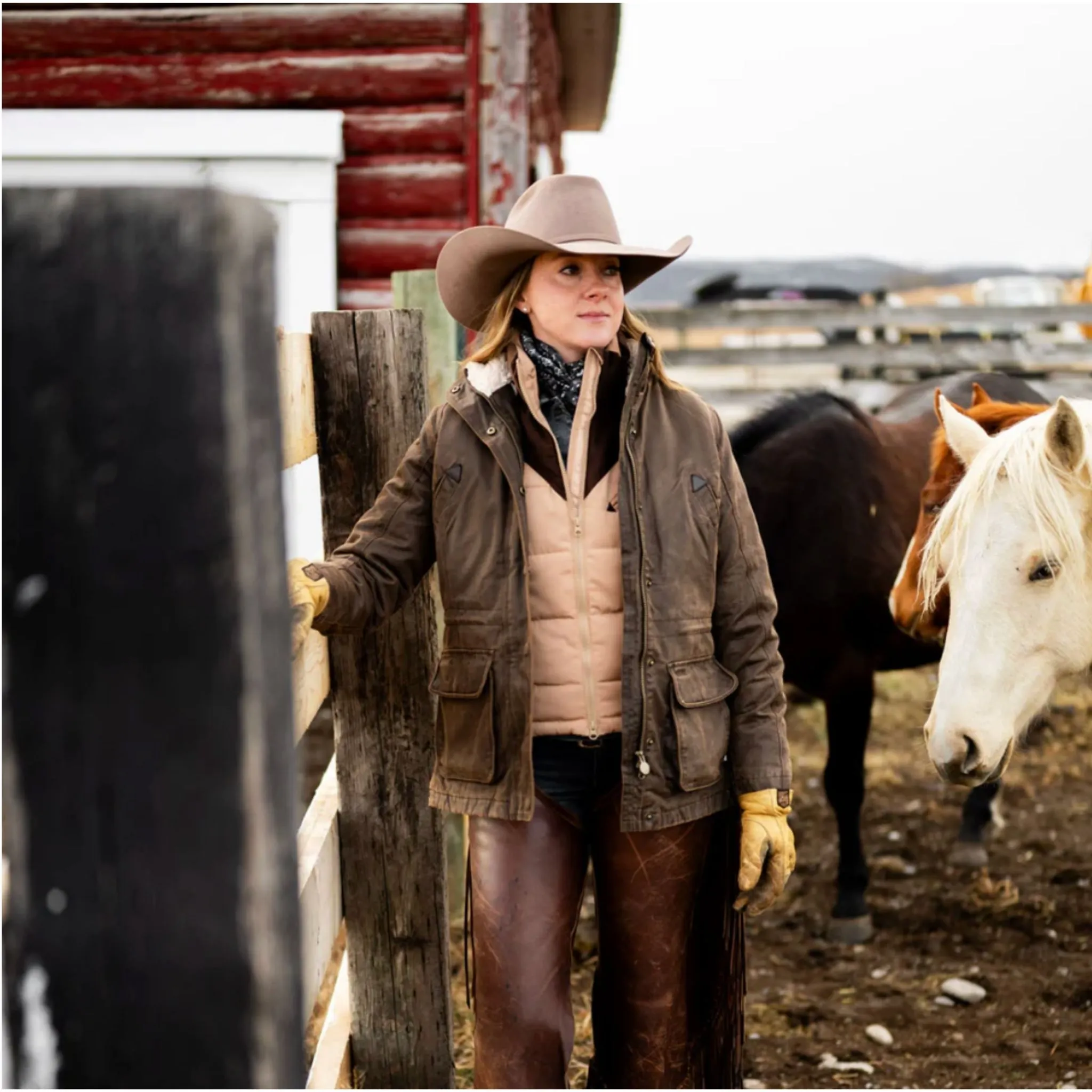 Outback Trading Co Women's Woodbury Jacket Oil Skin - Image 6