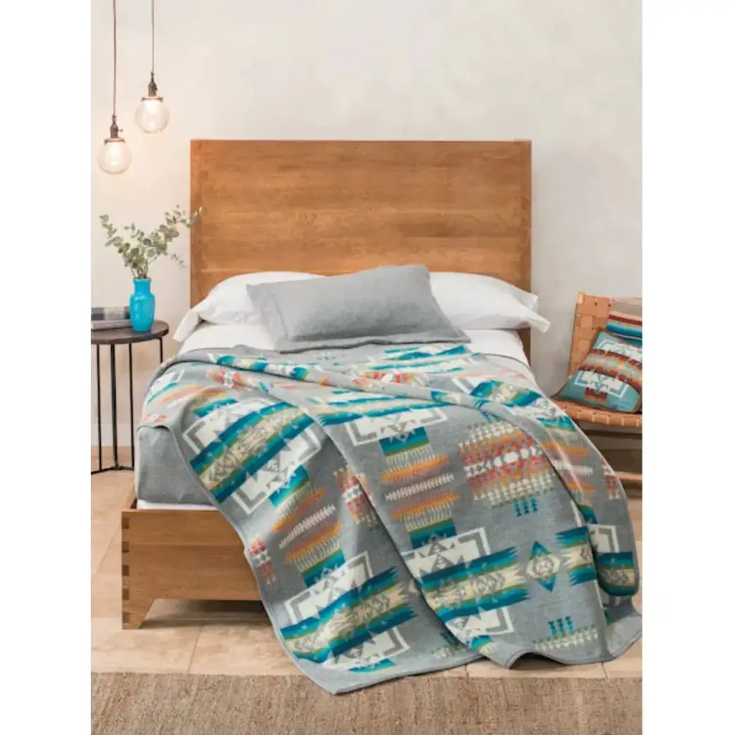 Pendleton Blanket Chief Joseph Grey Queen Size - Image 4