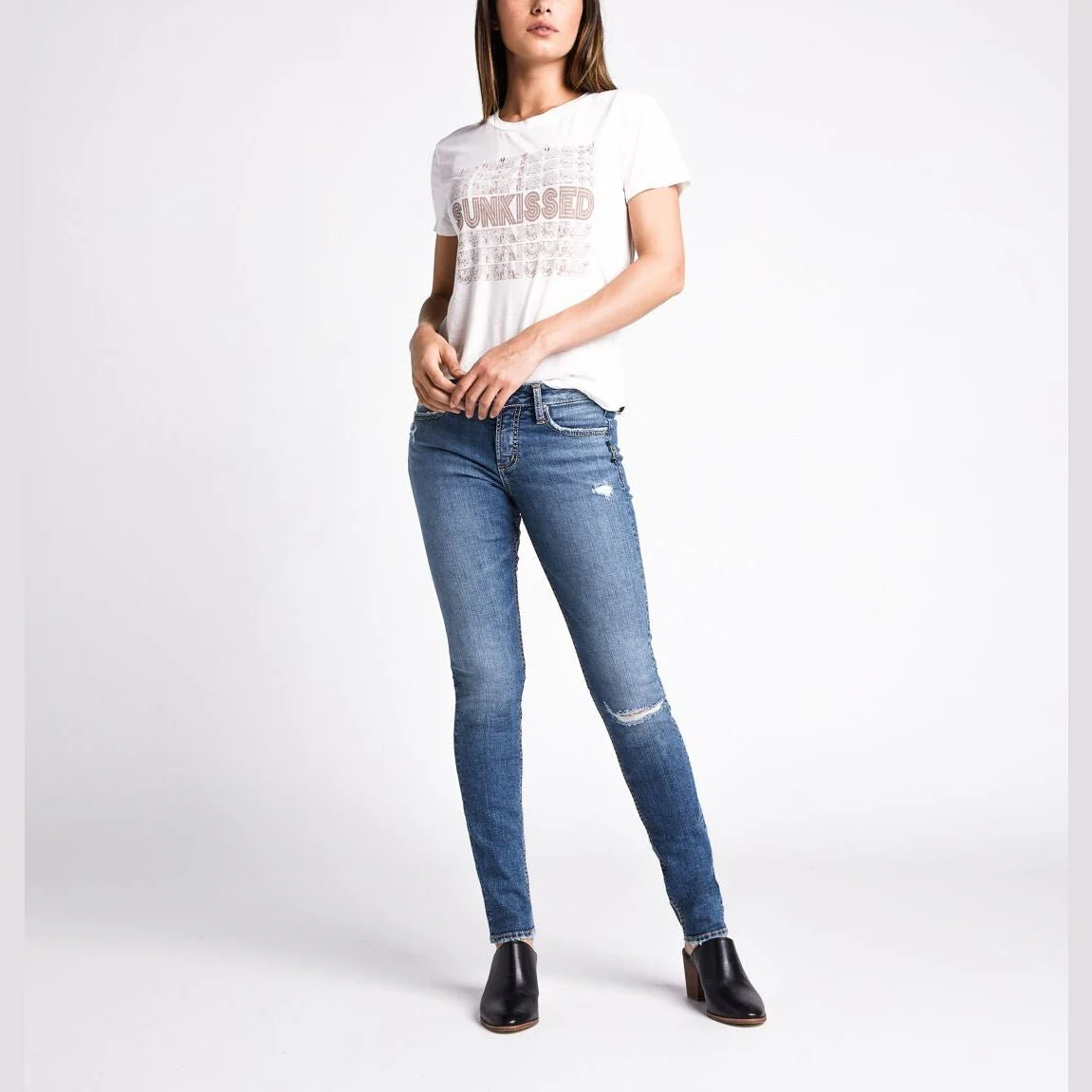 Silver Jeans Women’s Avery High Rise Slim Fit