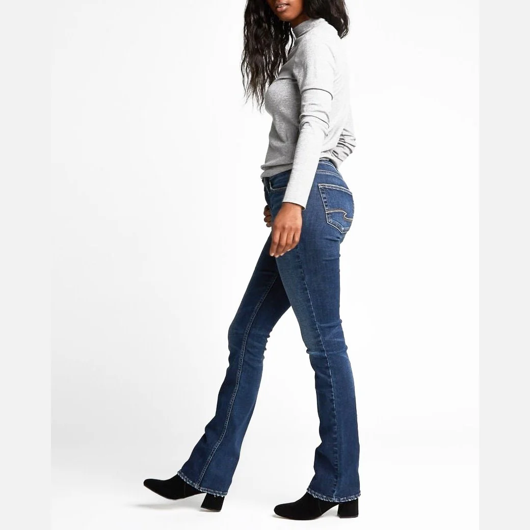 Silver Jeans Aiko Mid-Rise Slim Bootcut Jean Women's - Clearance - Image 3