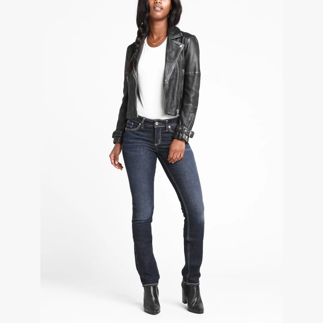 Silver Jeans Women's Elyse Curvy Relaxed Straight Leg Indigo - Clearance - Image 2
