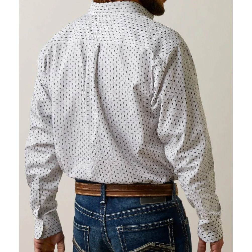 Ariat Men’s Wrinkle Free Coleman Classic Long Sleeve Shirt - Image 2