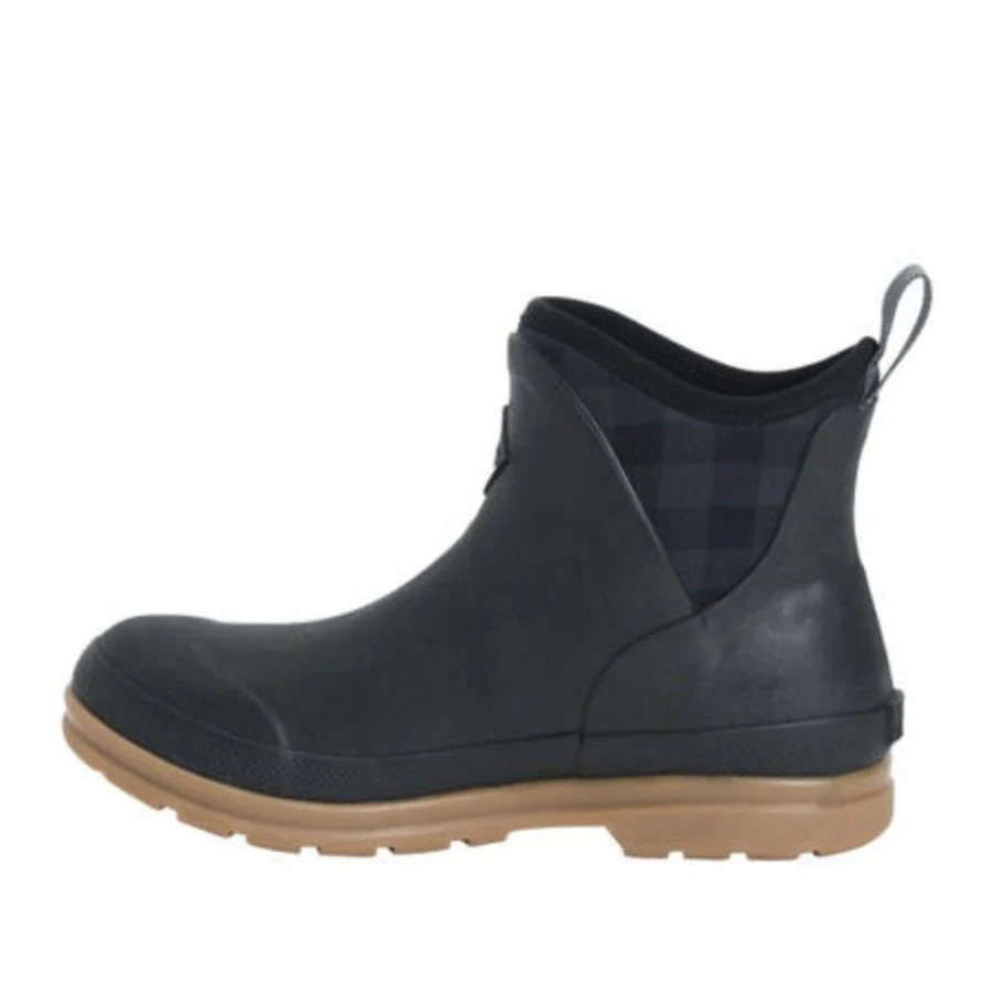 Muck Boot Women's Boots Waterproof Ankle Height - Image 2