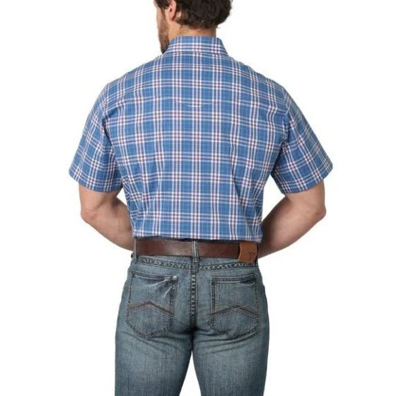 Wrangler Men’s Shirt Short Sleeve Relaxed Fit Wrinkle Resist - Image 2
