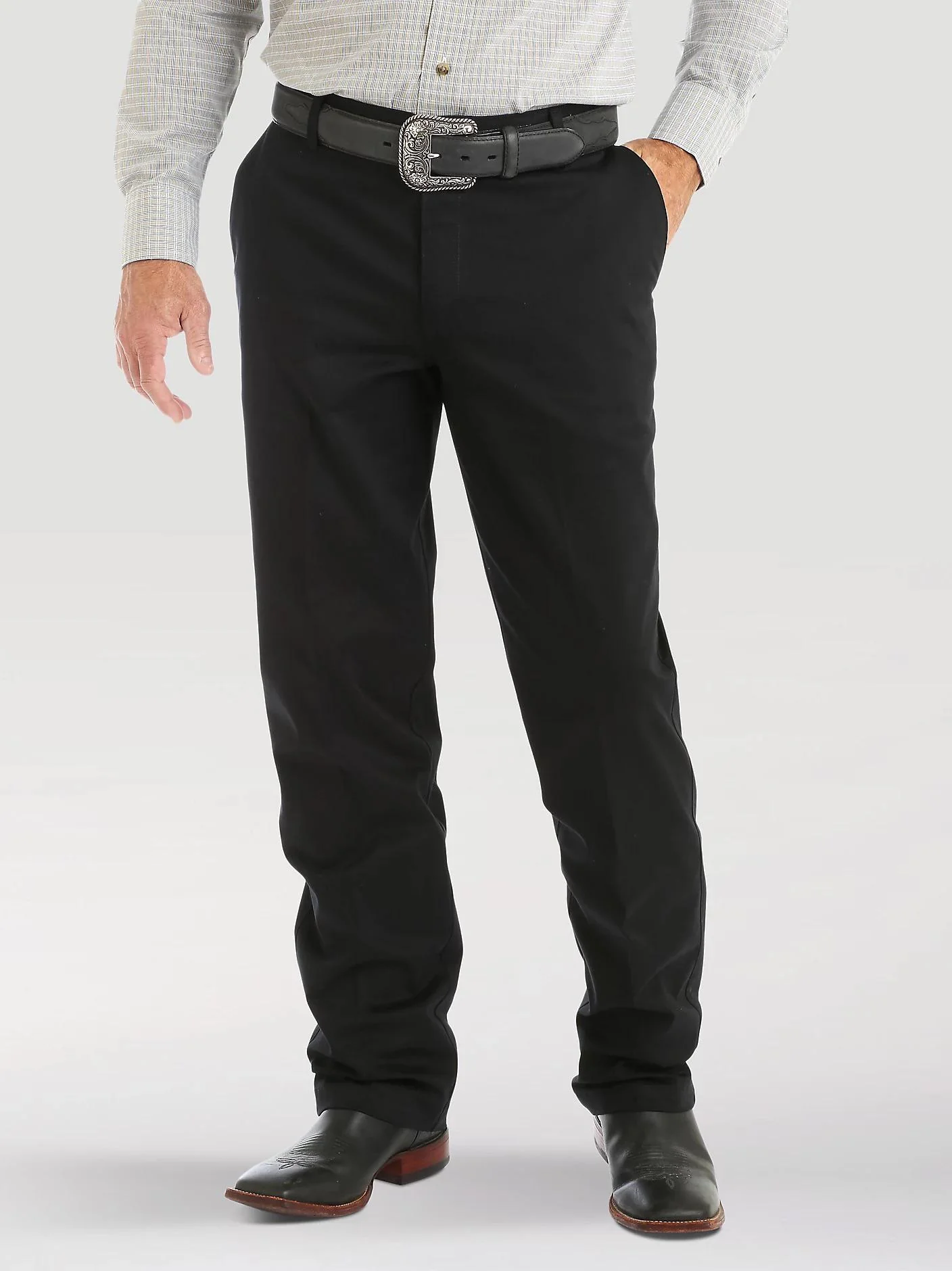 Wrangler Men's Flat Front Relaxed Fit Dress Pants In Black