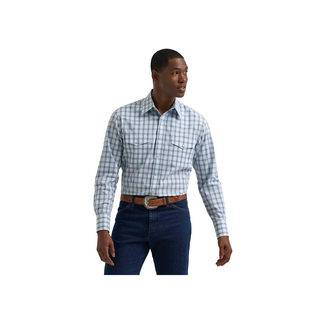 Wrangler Men's Wrinkle Resistant Blue Plaid Long Sleeve Western Shirt - Image 2