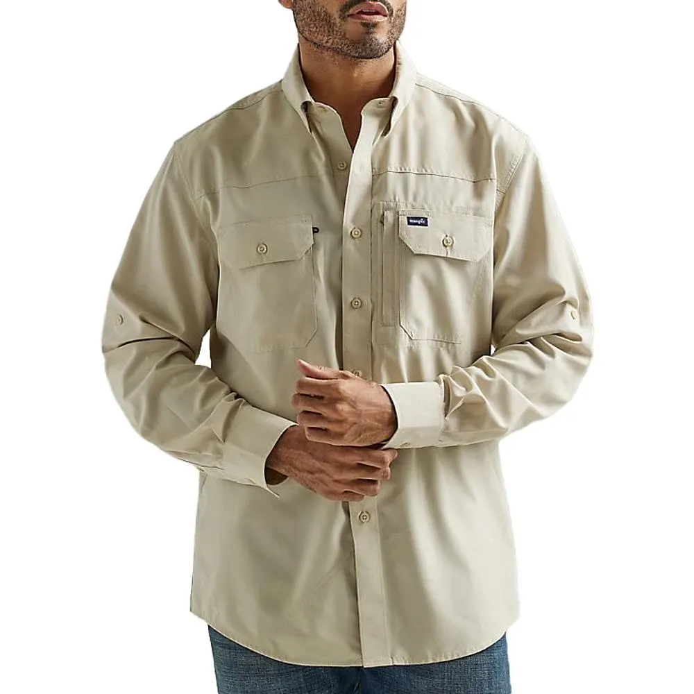 Wrangler Men's Solid Performance Long Sleeve Button Down Shirt
