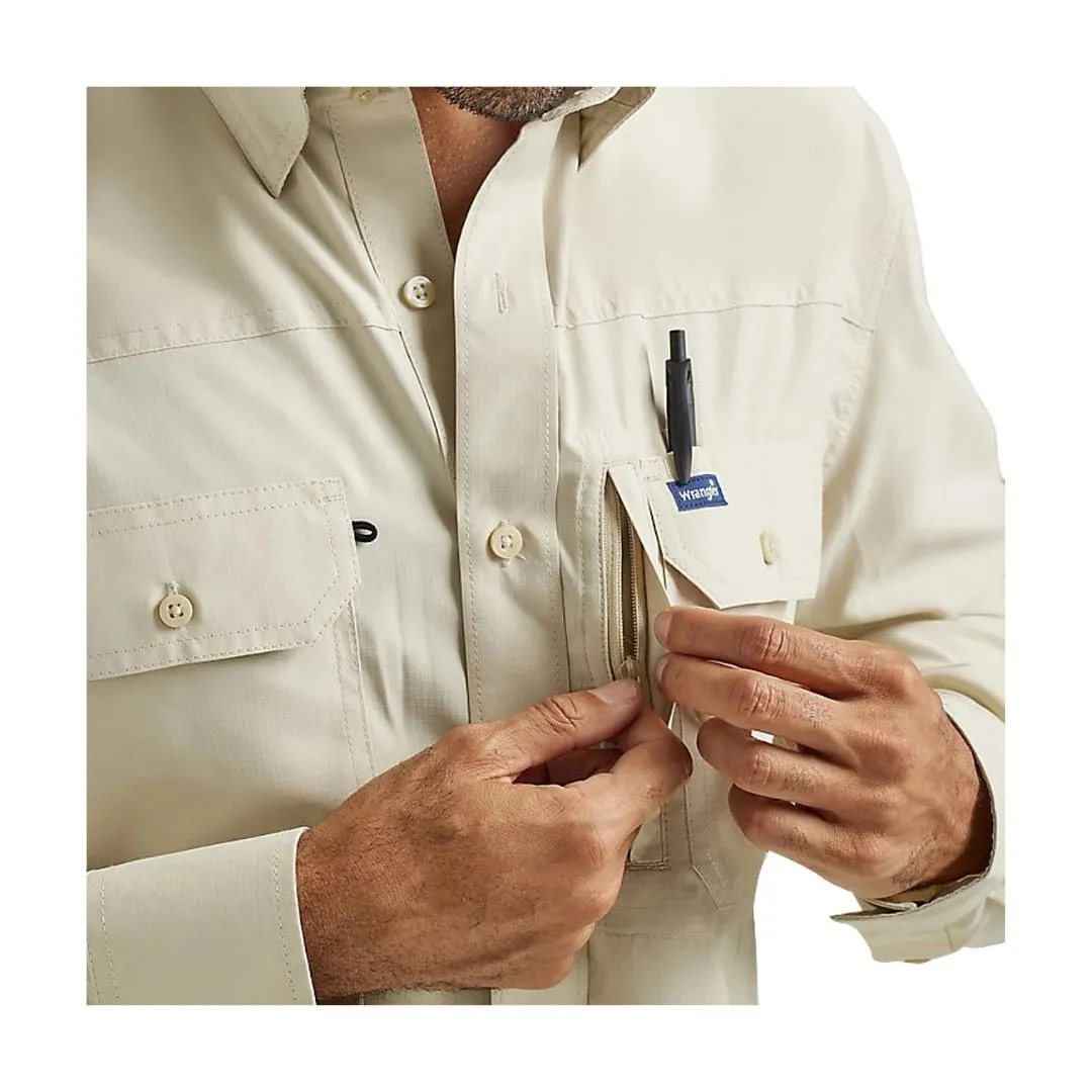Wrangler Men's Solid Performance Long Sleeve Button Down Shirt - Image 3