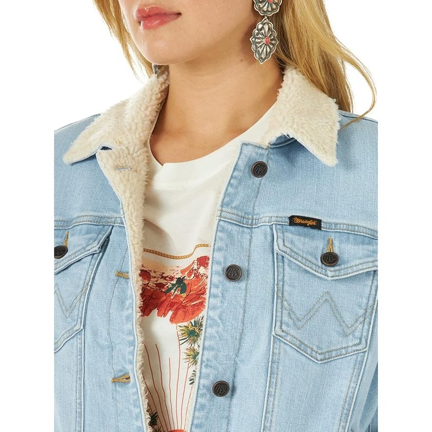 Wrangler Women’s Jacket Retro Denim Sherpa Lined - Image 2
