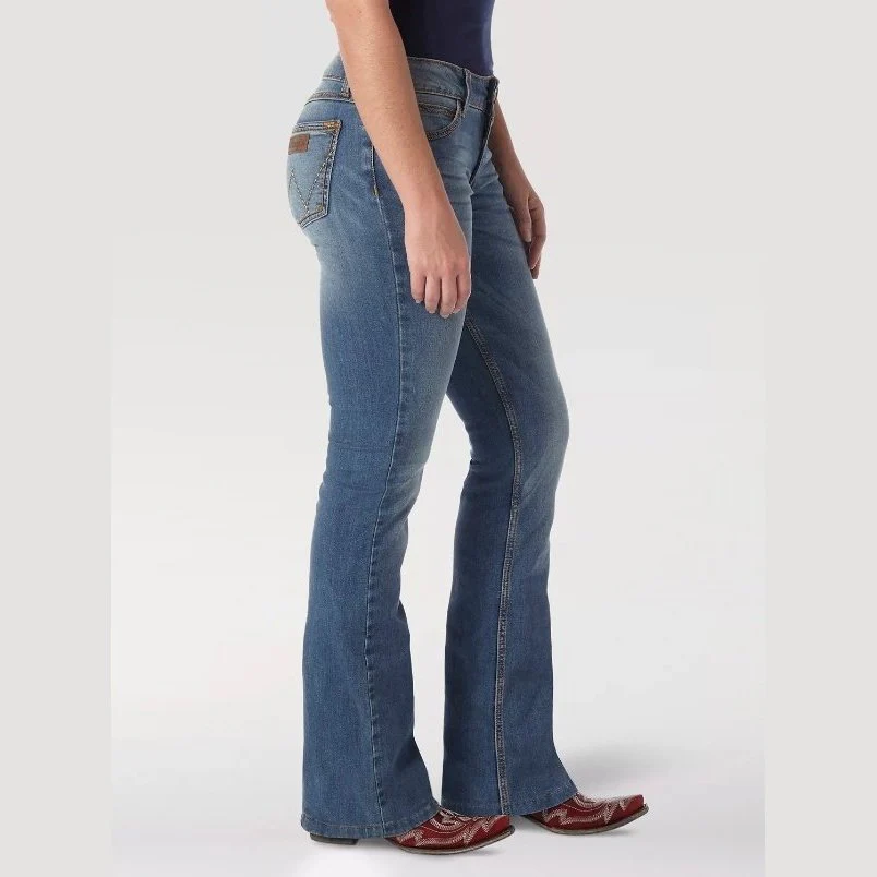 Wrangler Women's Jeans Retro Mae Mid-Rise Boot Cut - Image 3