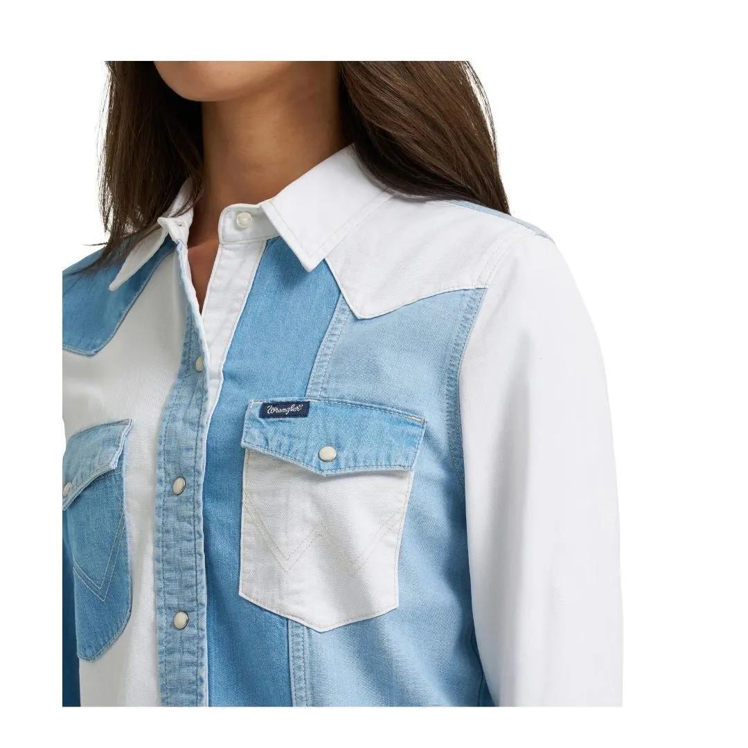 Wrangler Women's Retro Americana Boyfriend Denim Snap Shirt - Image 4