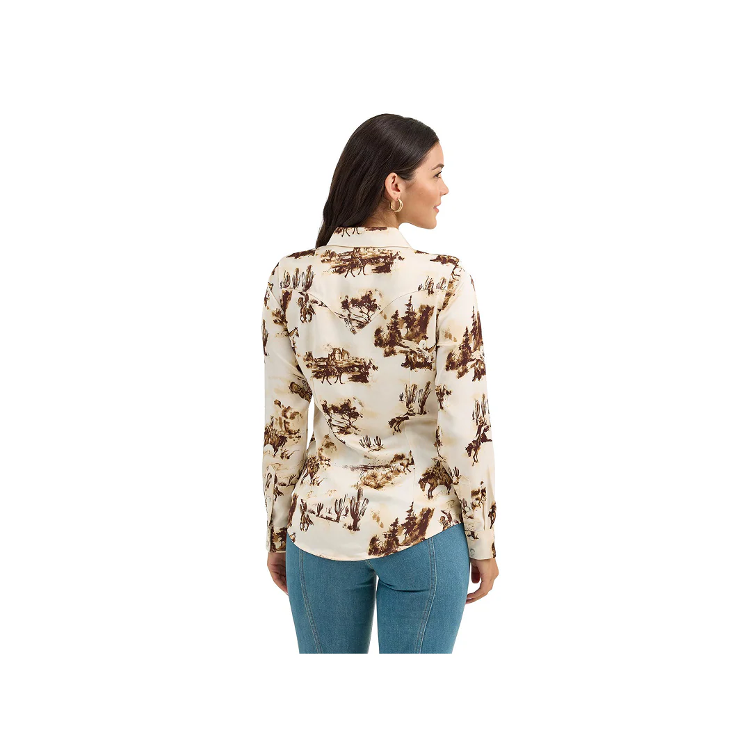 Wrangler Women's Retro Western Vintage Long Sleeve Snap Shirt - Image 2