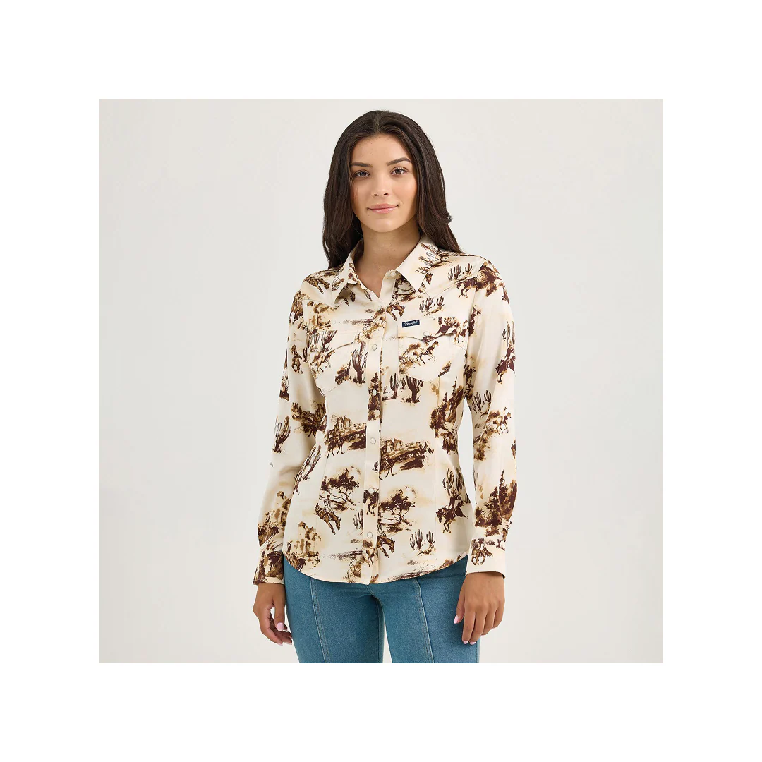 Wrangler Women's Retro Western Vintage Long Sleeve Snap Shirt - Image 3