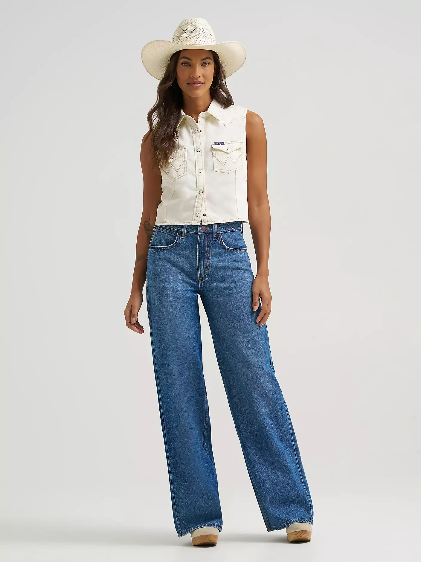 Wrangler Women's Sleeveless Denim Snap Shirt - Image 2